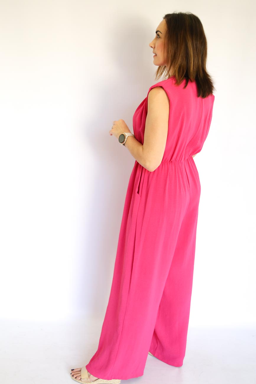 Sleevless Relaxed Wide-Leg Jumpsuit