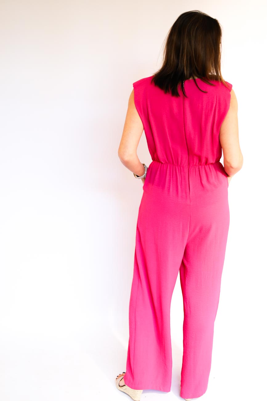 Sleevless Relaxed Wide-Leg Jumpsuit